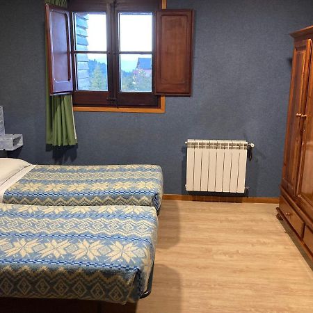 Alberg Residencia Esportiva Els Isards La Molina  Exteriör bild