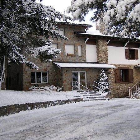 Alberg Residencia Esportiva Els Isards La Molina  Exteriör bild