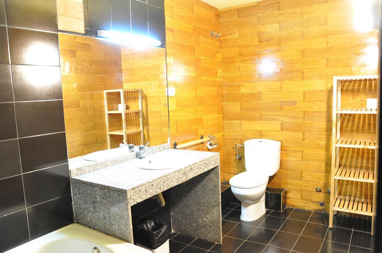 Alberg Residencia Esportiva Els Isards La Molina  Exteriör bild