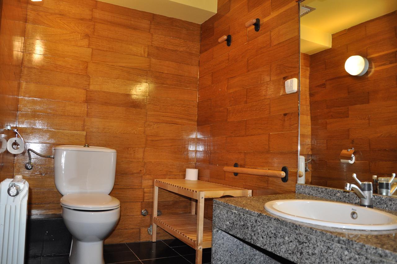 Alberg Residencia Esportiva Els Isards La Molina  Exteriör bild